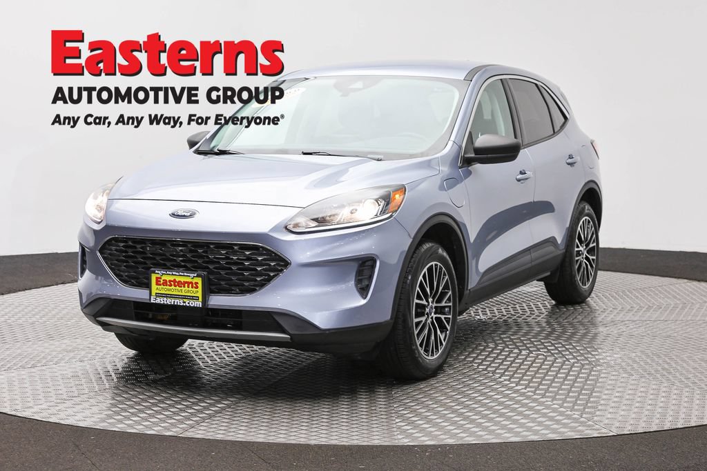 Used 2022 Ford Escape SE w/ Convenience Package FWD image 1