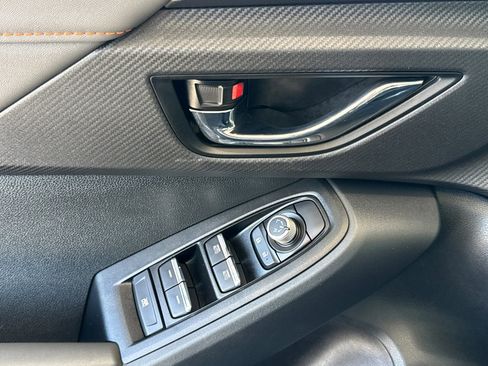 Certified 2025 Subaru Crosstrek 2.5i Limited w/ Crosstrek Mirror Package image 13