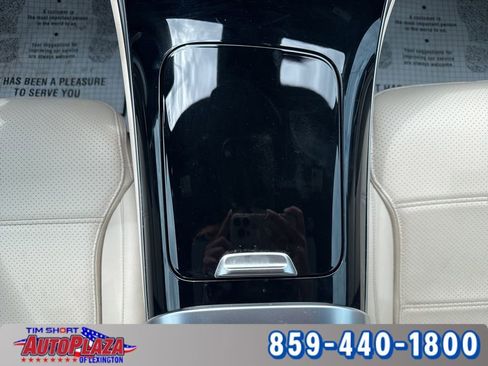 Used 2024 Mercedes-Benz GLC 300 4MATIC image 35