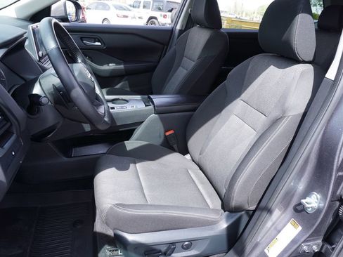 Certified 2025 Nissan Rogue SV image 13