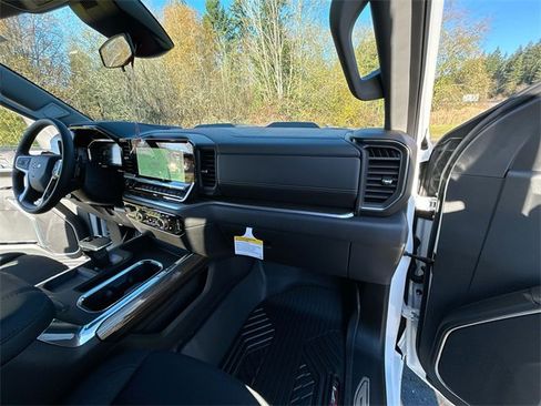 New 2026 Chevrolet Silverado 1500 LT Trail Boss w/ Safety Package image 29