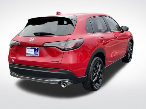 Certified 2025 Honda HR-V Sport image 6