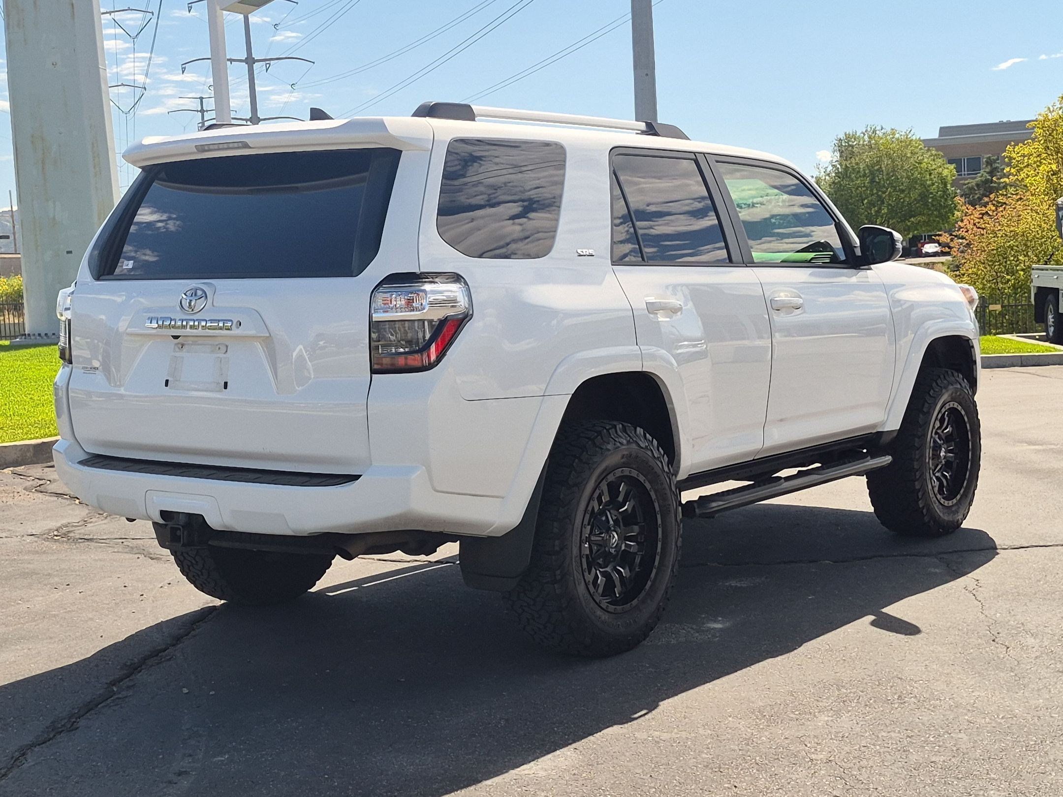 Used 2019 Toyota 4Runner SR5 Premium AWD/4WD image 5
