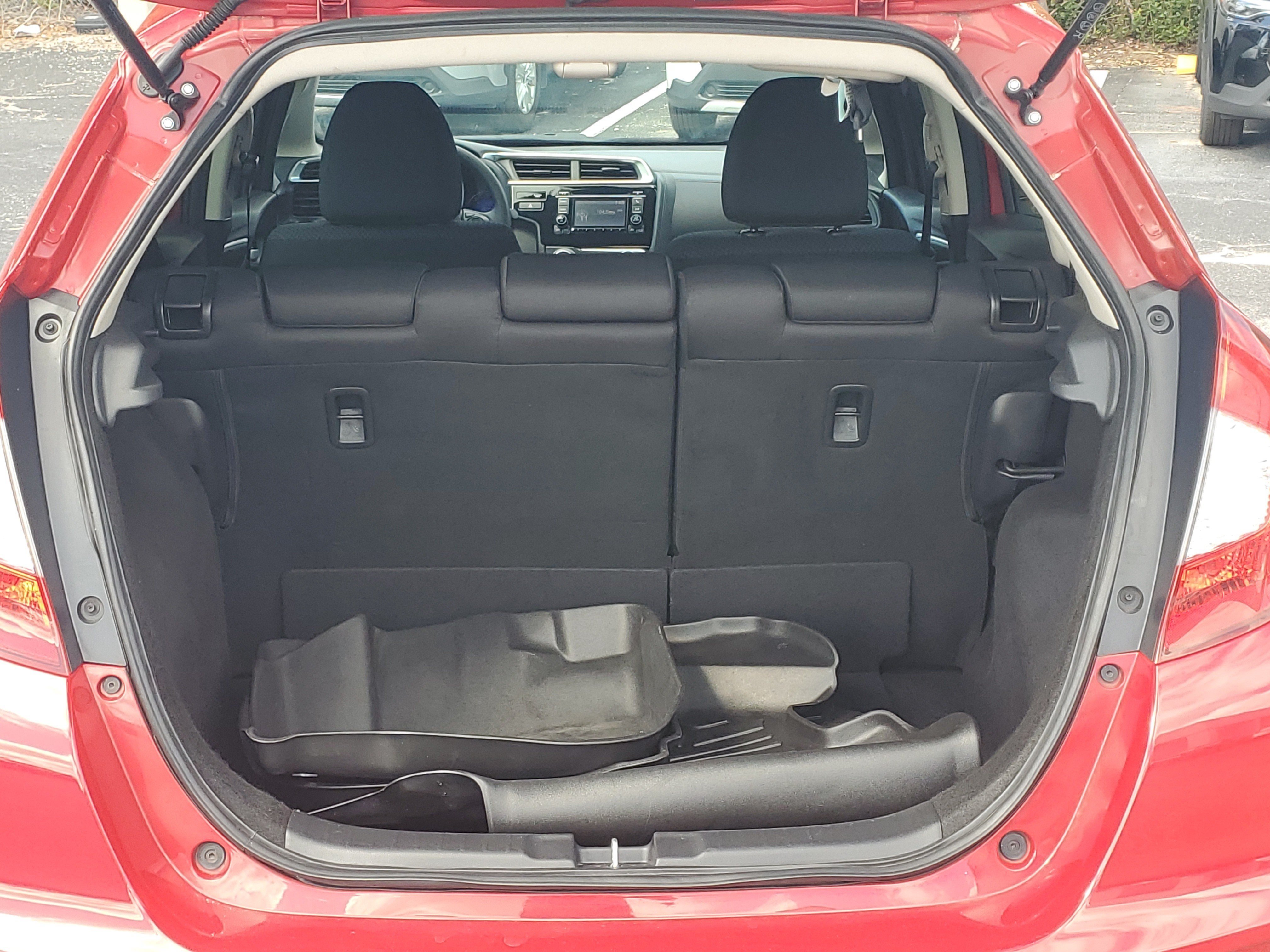 Used 2019 Honda Fit LX image 9