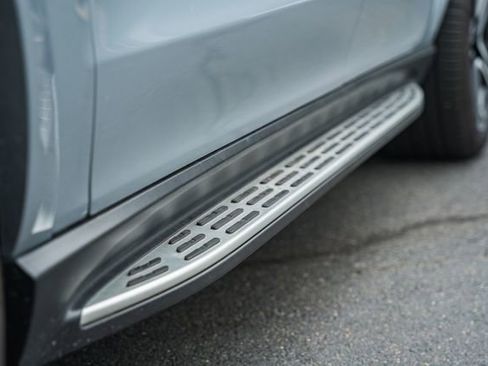 Certified 2025 Mercedes-Benz GLS 450 4MATIC image 19