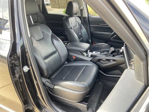 Used 2025 Kia Telluride S FWD image 20
