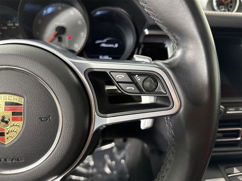 Certified 2021 Porsche Macan S image 39