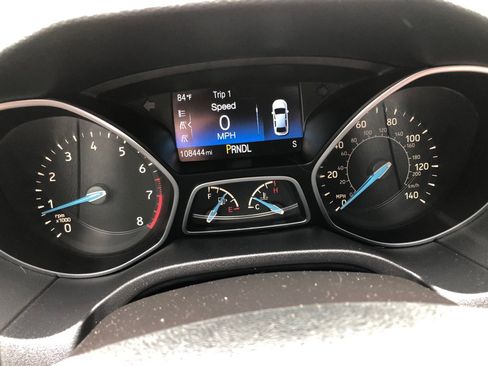 Used 2015 Ford Focus SE FWD image 31