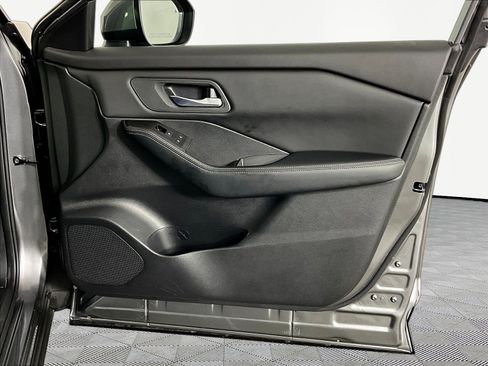 Certified 2026 Nissan Rogue SV AWD/4WD image 27