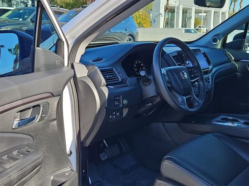Used 2024 Honda Ridgeline RTL image 10