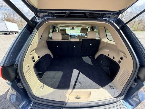 Used 2020 Jeep Grand Cherokee Limited image 14