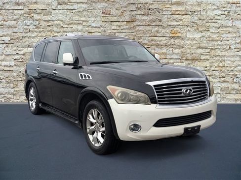 Used 2011 INFINITI QX56 4WD w/ Theater Pkg image 2