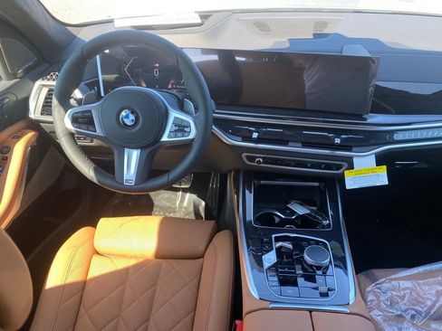 New 2027 BMW X7 xDrive40i w/ M Sport Package AWD/4WD image 10