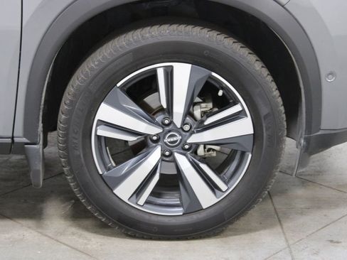 Used 2023 Nissan Rogue Platinum w/ Platinum Premium Package image 12