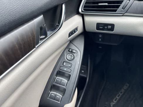 Used 2020 Honda Accord EX-L image 24