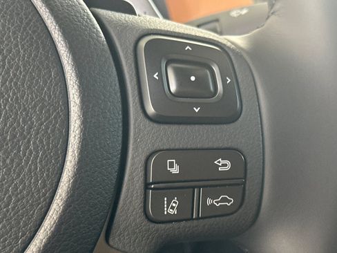 Certified 2024 Lexus IS 300 F Sport RWD image 29
