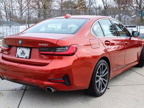 Used 2019 BMW 330i xDrive Sedan w/ Premium Package image 18