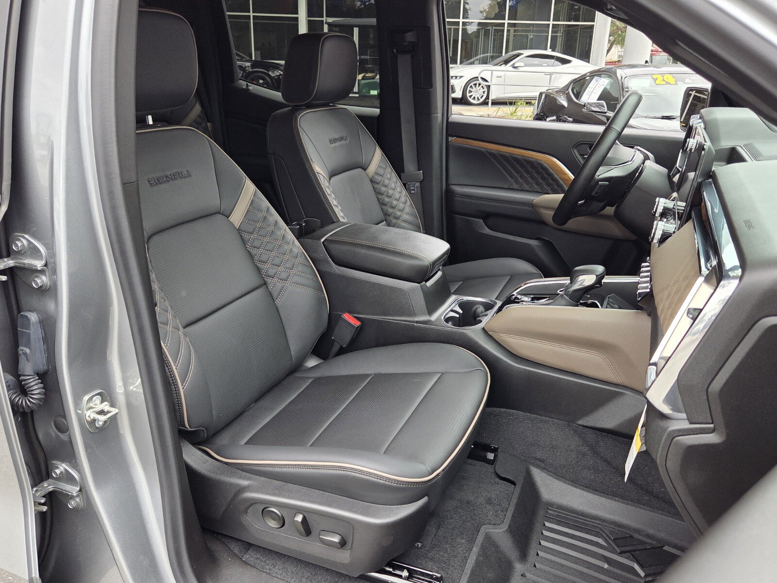 Used 2026 GMC Canyon Denali AWD/4WD image 24