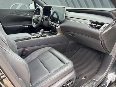 Certified 2023 Lexus RX 350 w/ Accessory Package (K3) image 27