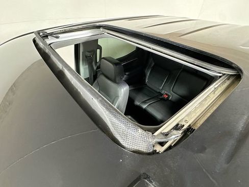 Used 2022 Chevrolet Silverado 1500 LTZ w/ LTZ Convenience Package II image 21