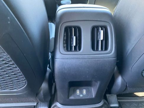 Used 2023 Hyundai Santa Cruz Limited image 31