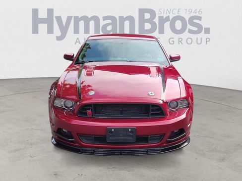 Used 2014 Ford Mustang GT Premium RWD image 8