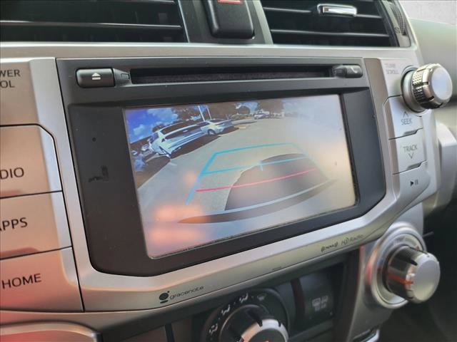 Used 2017 Toyota 4Runner SR5 AWD/4WD image 22