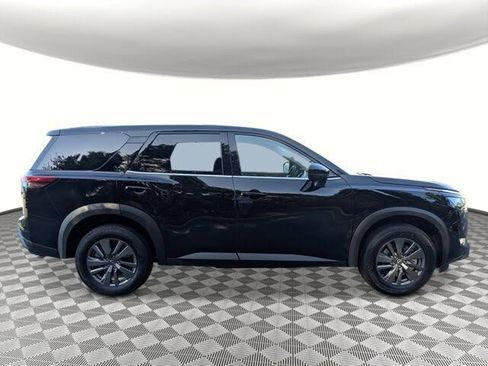 New 2026 Nissan Pathfinder SV image 22