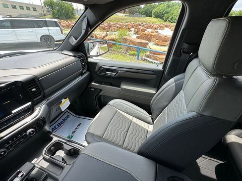 New 2026 Chevrolet Silverado 1500 ZR2 AWD/4WD image 23