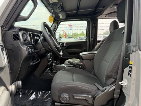Used 2022 Jeep Wrangler Sport AWD/4WD image 14