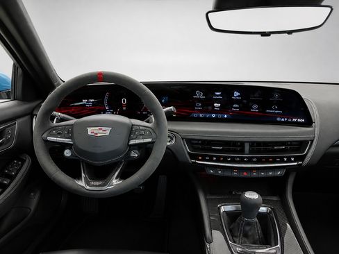 Certified 2025 Cadillac CT5 V Blackwing w/ Parking Package RWD image 11