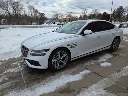 Used 2023 Genesis G80 2.5T w/ Sport Prestige Package image 8