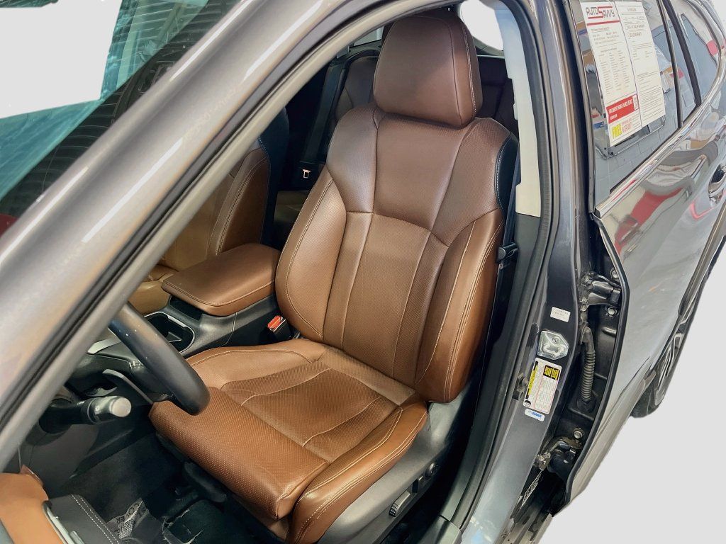 Used 2023 Subaru Outback Touring AWD/4WD image 20