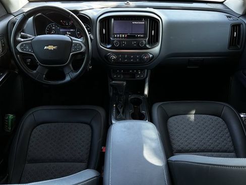 Used 2019 Chevrolet Colorado Z71 AWD/4WD image 11