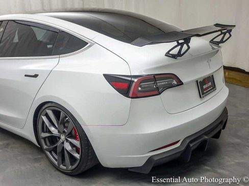Used 2020 Tesla Model 3 Standard Range Plus RWD image 9