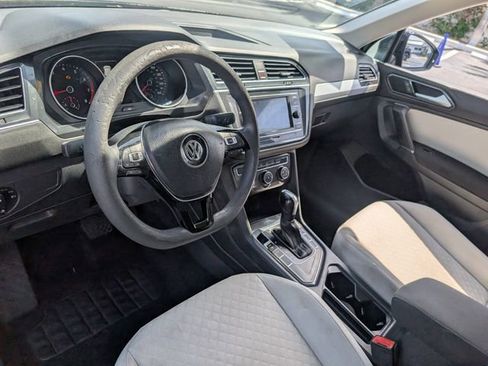 Used 2018 Volkswagen Tiguan S FWD image 10