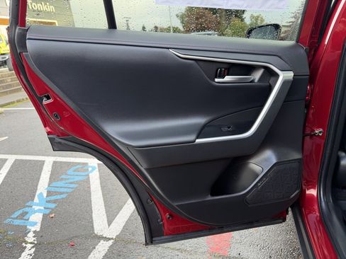 Used 2023 Toyota RAV4 TRD Off-Road image 28