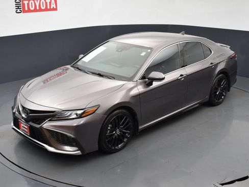 Used 2022 Toyota Camry XSE FWD image 26