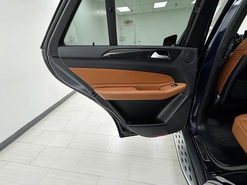 Used 2017 Mercedes-Benz GLE 43 AMG 4MATIC image 11