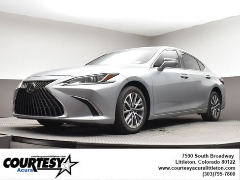 Used 2023 Lexus ES 350 w/ Accessory Package (Z2) image 31