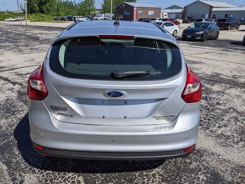 Used 2012 Ford Focus Titanium FWD image 4