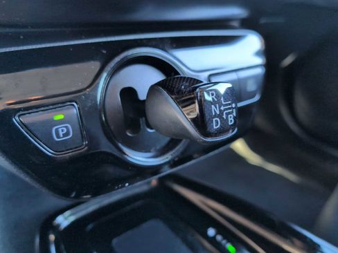 Used 2021 Toyota Prius L Eco image 30