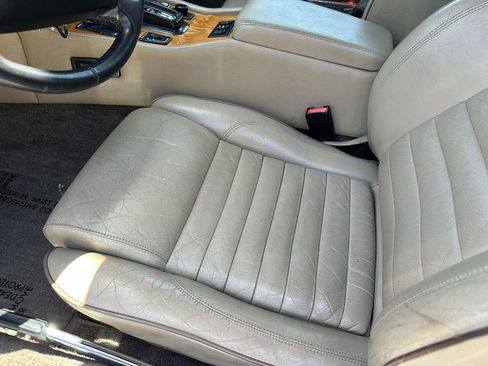 Used 1990 Jaguar XJS V12 Convertible RWD image 34