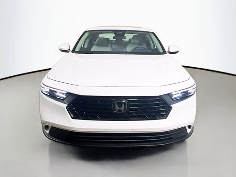 Used 2024 Honda Accord EX image 2