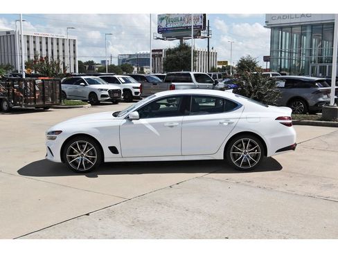 Used 2026 Genesis G70 2.5T RWD image 4