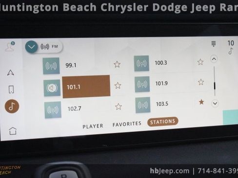 Used 2021 Land Rover Defender 110 image 21