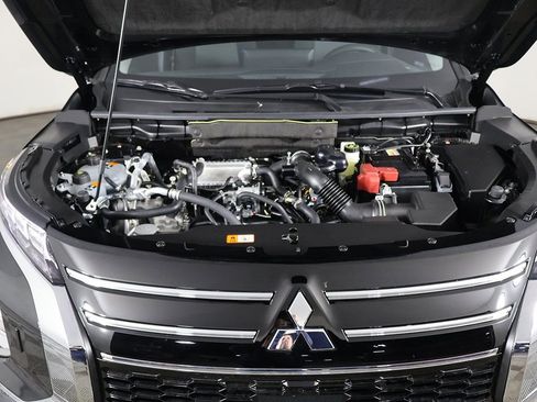 New 2026 Mitsubishi Outlander ES AWD/4WD image 18