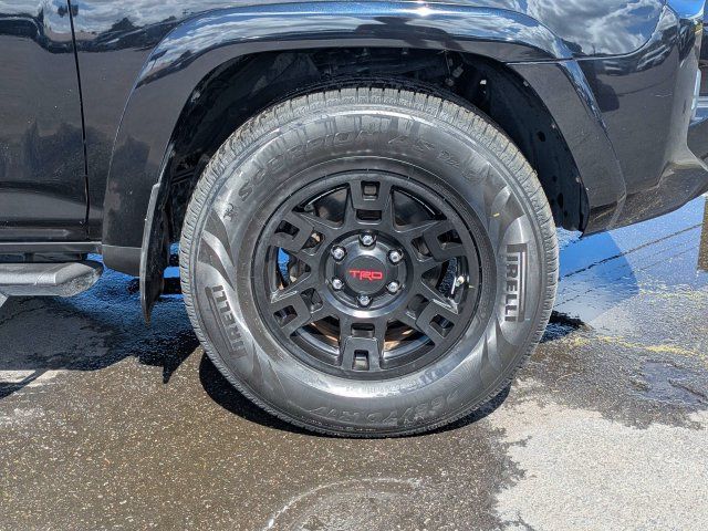 Used 2019 Toyota 4Runner SR5 Premium RWD image 12