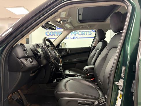 Used 2017 MINI Cooper Countryman Cooper FWD image 9