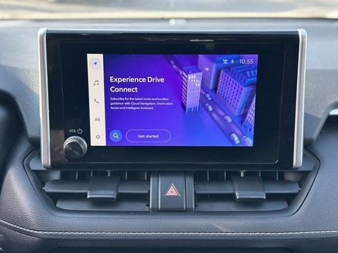 Used 2025 Toyota RAV4 XLE image 35